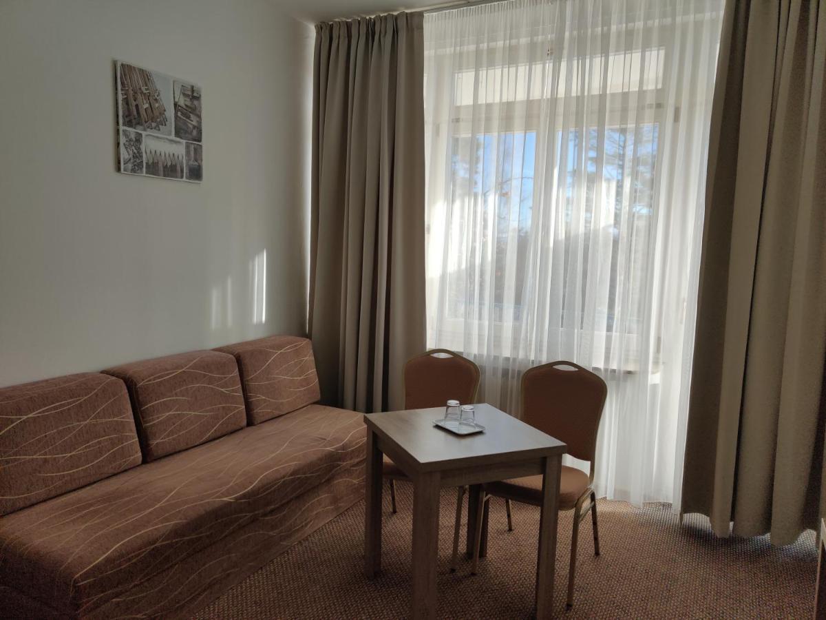 Hotel Morava Татранска Ломница Экстерьер фото